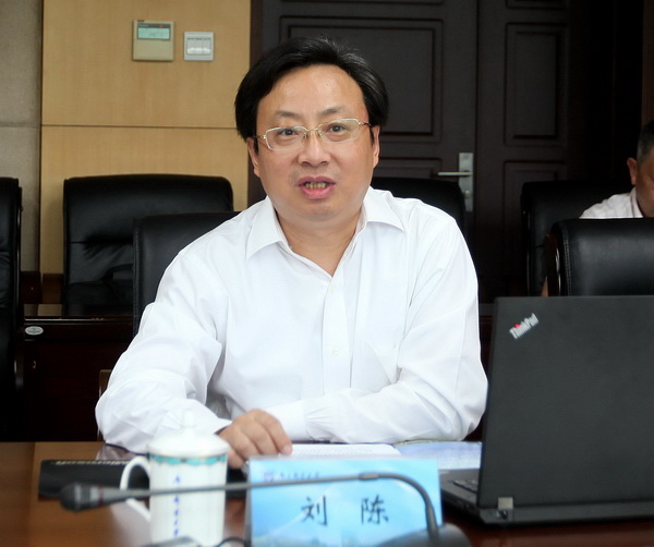 江苏移动公司总经理周毅一行来我校交流座谈
