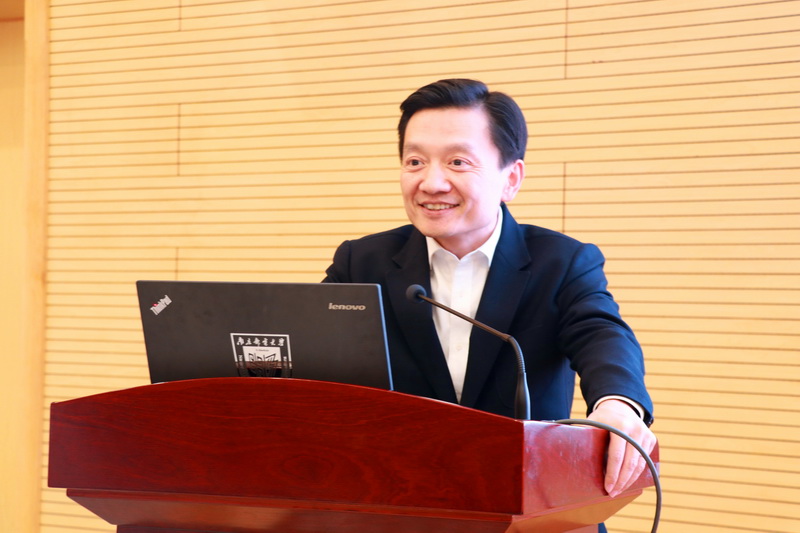 杰出校友,安恒信息董事长范渊先生作题为《新时代 新安全 新机遇》的