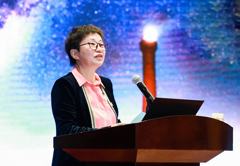 专题讲座叶美兰校长会见应为民副总裁讲座现场(撰稿:赵伟 摄影:沈金霞